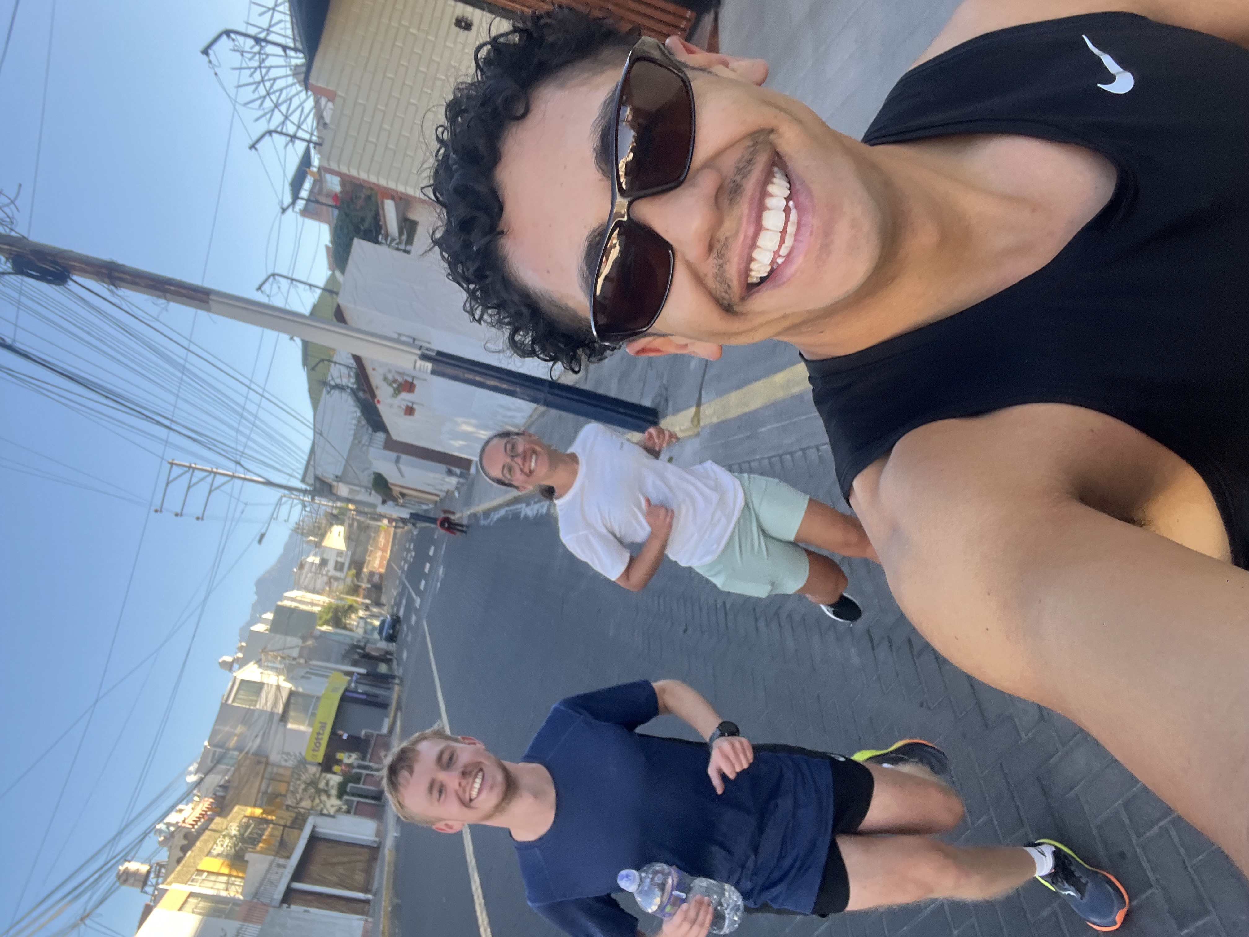 Runners enjoying the AndesCrew community